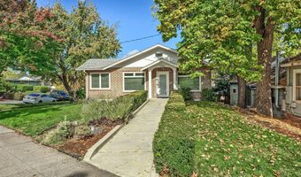 1049 Siskiyou Blvd, Ashland, OR 97520