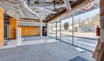 560 W Main St, Abingdon, VA 24210