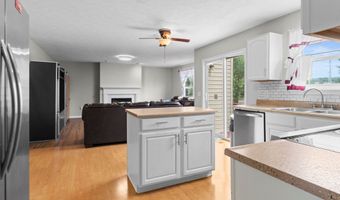6951 Governors Pointe Blvd, Indianapolis, IN 46217