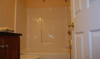8 Sweet Corn Dr, Cranston, RI 02921