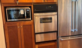 61-313 Kamehameha Hwy U, Haleiwa, HI 96712