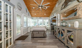 293 Louis Ave, Bayville, NJ 08721