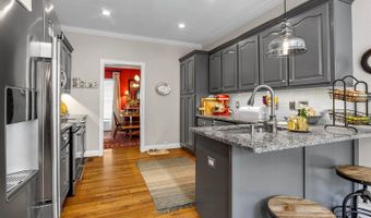 379 Shallowford Dr, Boiling Springs, SC 29316