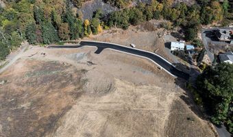 Poplar DR 10, Bingen, WA 98605