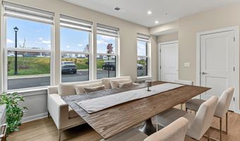 20328 NEWFOUNDLAND Sq, Ashburn, VA 20147