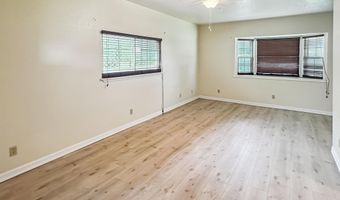 1106 Ortega St, Carlsbad, NM 88220