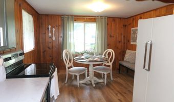 135 Riverside Dr, Alma, MI 48801