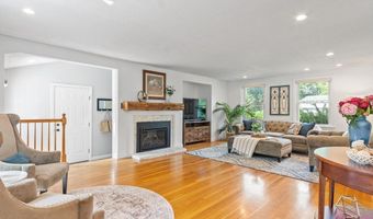 37 Newtown Rd, Acton, MA 01720