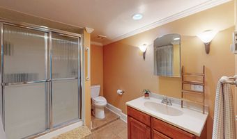 13 Birch Rd, Danbury, CT 06811