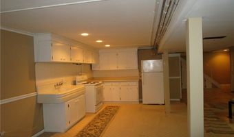 715 Holden Dr, Ashtabula, OH 44004