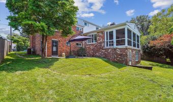 8710 LOWELL St, Bethesda, MD 20817