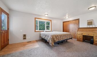 12834 EHLEN Rd, Aurora, OR 97002