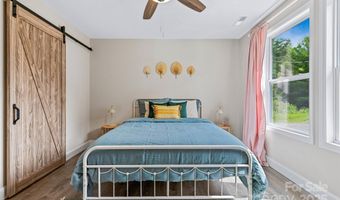 9 Silent Pl, Asheville, NC 28806