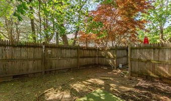 22 Frenier Ave 9, Attleboro, MA 02703