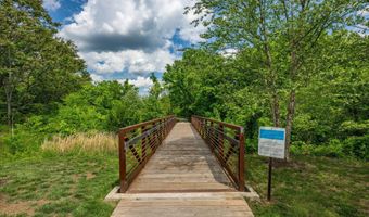 20305 SAVIN HILL Dr, Ashburn, VA 20147