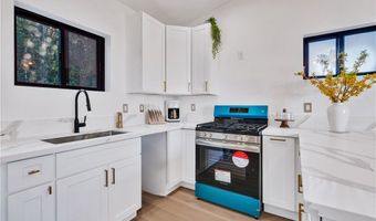 2046 Chandeleur Dr, Rancho Palos Verdes, CA 90275