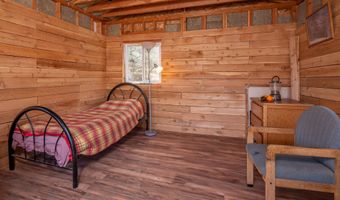 940 Sled Run Trl, Clark Fork, ID 83811