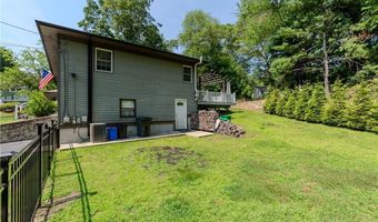 30 Warren Ave, Johnston, RI 02919