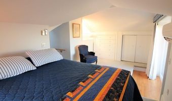 35 Chastellux Ave J, Newport, RI 02840