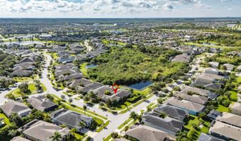 6903 Crestpoint Dr, Apollo Beach, FL 33572