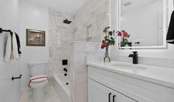 250 ASPEN St, Alexandria, VA 22305