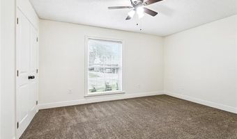 249 SOMERSET St, Laplace, LA 70068