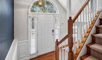 4049 COLUMBIA Pike, Arlington, VA 22204