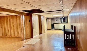 239 Bates Dr, Cheshire, CT 06410