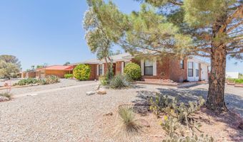 215 Shadow Mountain Dr, Alamogordo, NM 88310