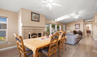 4660 N River Rd 17, Oceanside, CA 92057