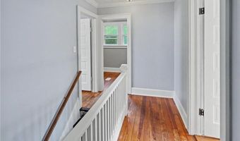 715 Jersey St, Baldwin City, KS 66006
