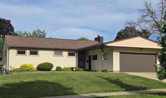 305 20th St NW, Austin, MN 55912