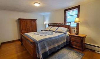 26 Wrentham St, Bellingham, MA 02019