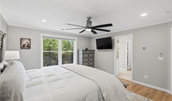 1 Cassidy Trl, Coventry, RI 02816