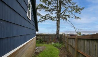496 HAMBURG Ave, Astoria, OR 97103