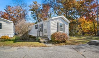 751 Washington St 32, Auburn, MA 01501