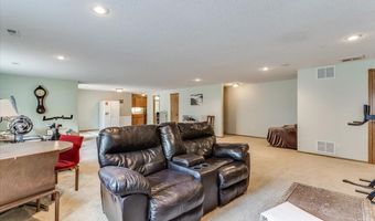 2622 N Fieldstone St, Andover, KS 67002