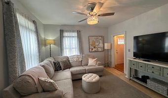 68 Park St, Belfast, ME 04915