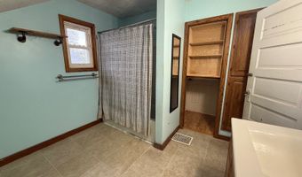 939 S 4th St, Albion, NE 68620