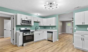 1130 Mann Ave, Austin, IN 47102