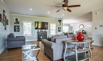 123- A File Rd, Batesville, MS 38606