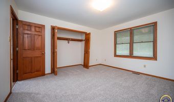 13827 SW 81st St, Auburn, KS 66402