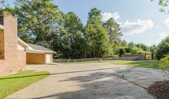 226 Edgewood Dr, Americus, GA 31709