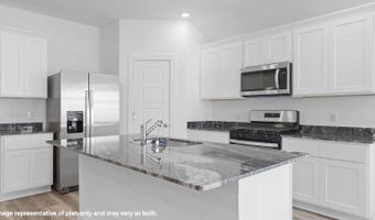 313 Emma St, Angleton, TX 77515