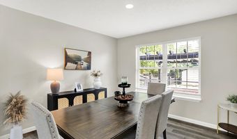 7589 Fox Tail Cir, Avon, IN 46123