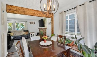 301 13th Ave NW, Altoona, IA 50009