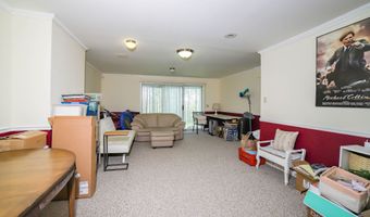 53 Brushy Plain Rd APT 5A, Branford, CT 06405