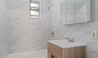 26 E 28TH St, Bayonne, NJ 07002