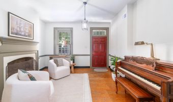 806 S ANN St, Baltimore, MD 21231