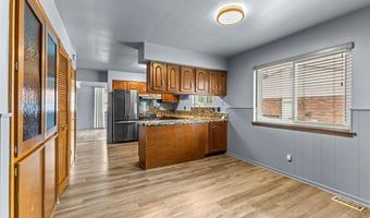 18607 Colonial Ct, Allen Park, MI 48101
